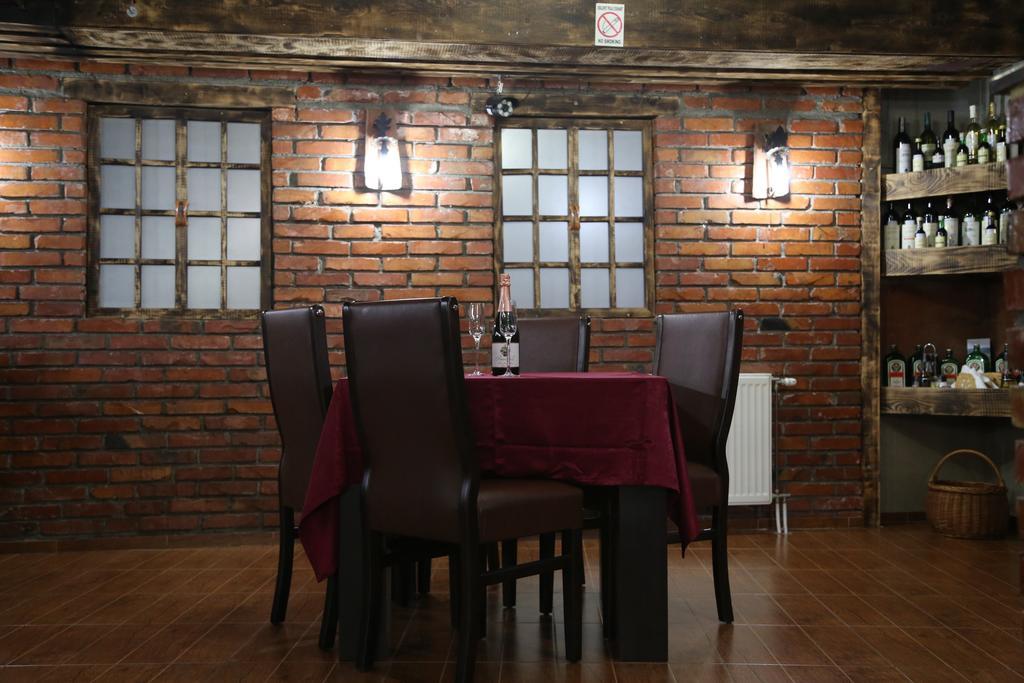 Hotel Antika Prizren Exteriör bild