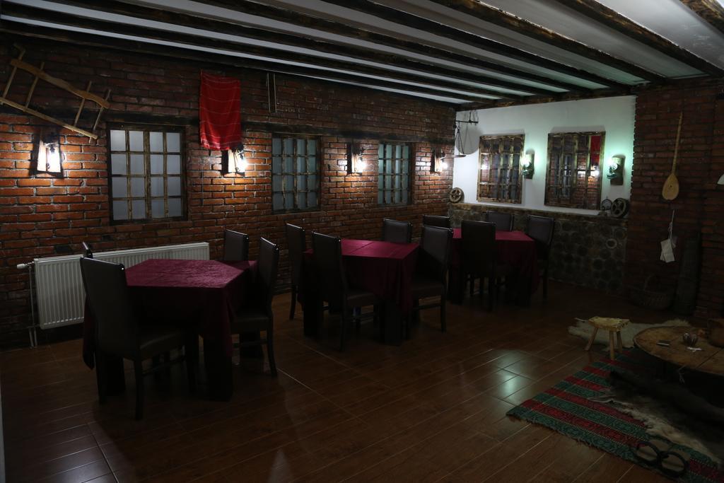 Hotel Antika Prizren Exteriör bild