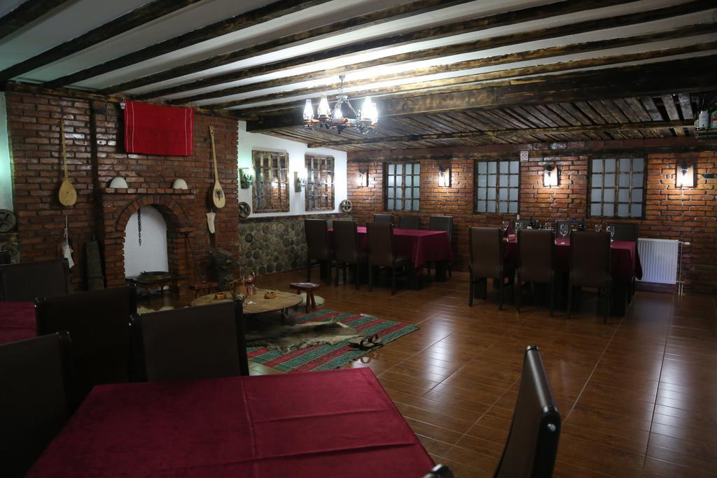 Hotel Antika Prizren Exteriör bild
