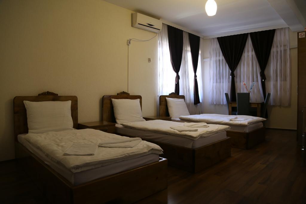 Hotel Antika Prizren Rum bild