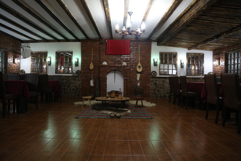 Hotel Antika Prizren Exteriör bild